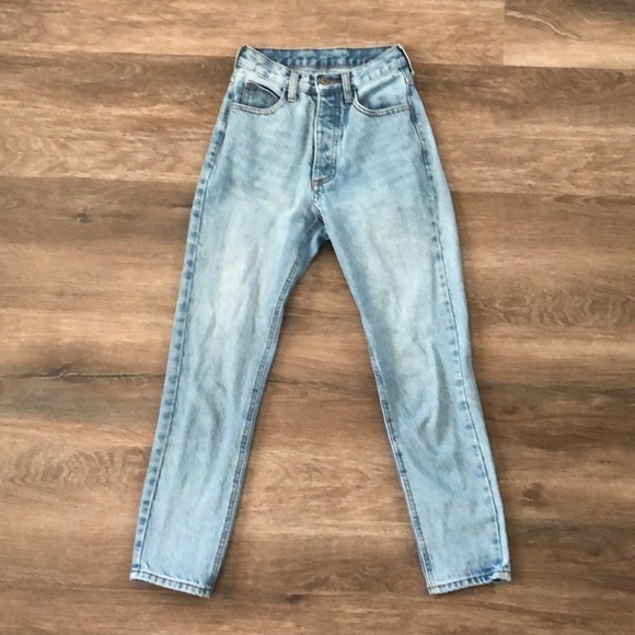 Brandy Melville Denim - Brandy Melville Jane Jeans